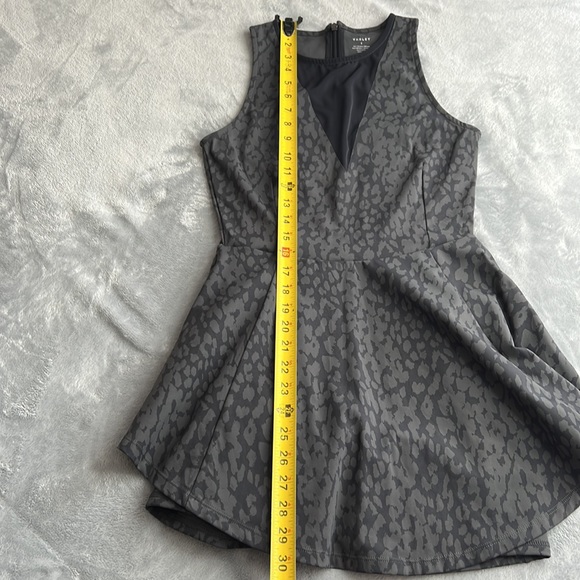 🎯Rare NWOT Varley Tennis Dress Shadow Animal Size Small - Picture 12 of 16